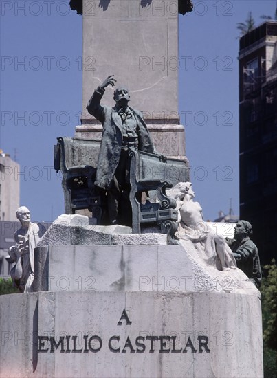 MONUMENTO A EMILIO CASTELAR-DET BASE CON ESCULTURA DEL POLITICO ORANDO
MADRID, EXTERIOR
MADRID

This image is not downloadable. Contact us for the high res.