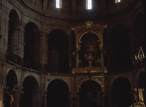 INTERIOR-ALTAR MAYOR-LEVANTADA EN 1616 ESTILO ESCURIALENSE
ALICANTE, COLEGIATA SAN NICOLAS BARI
ALICANTE