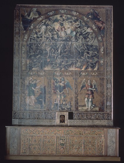 RETABLO DE LAS GORDIELAS- REALIZADO EN CUERO Y  PINTADO- LUCHA DE ARCANGEL S MIGUEL CONTRA LOS DEMON
MADRID, MUSEO DE ARTES DECORATIVAS
MADRID

This image is not downloadable. Contact us for the high res.