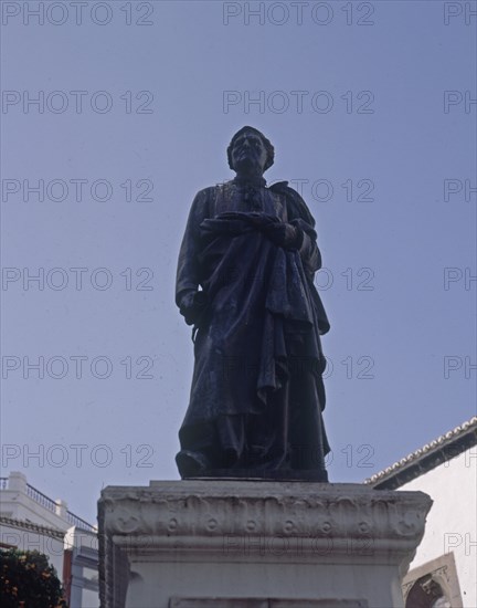 ESTATUA DE BRONCE DE MANUEL DIAZ - SACERDOTE LIBERAL  SITUADA EN LA PLAZA DE ESPAÑA-1774/1863
SANTA CRUZ DE LA PALMA, EXTERIOR
LA PALMA
