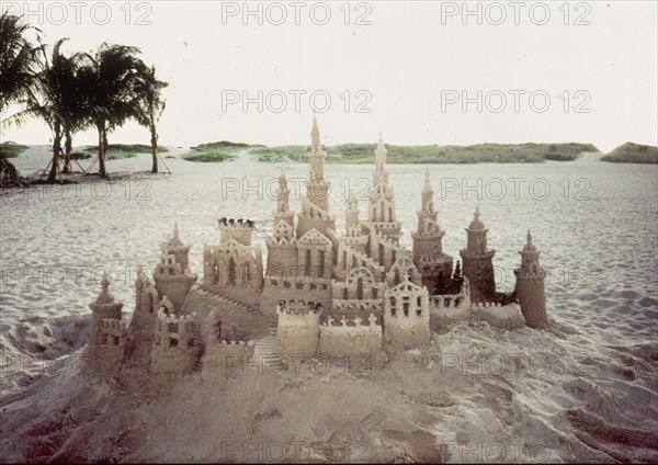 CASTILLO DE ARENA
MIAMI-FLORIDA, EXTERIOR
EEUU

This image is not downloadable. Contact us for the high res.