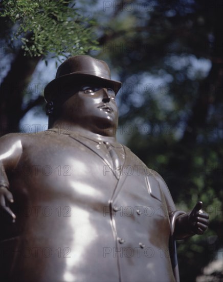 BOTERO FERNANDO 1932
HOMBRE - DETALLE DEL BUSTO
MADRID, EXPOSICION BOTERO
MADRID

This image is not downloadable. Contact us for the high res.