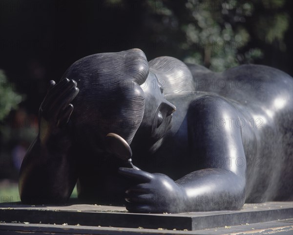 BOTERO FERNANDO 1932
DETALLE - MUJER CON ESPEJO - 1987
MADRID, EXPOSICION BOTERO
MADRID

This image is not downloadable. Contact us for the high res.