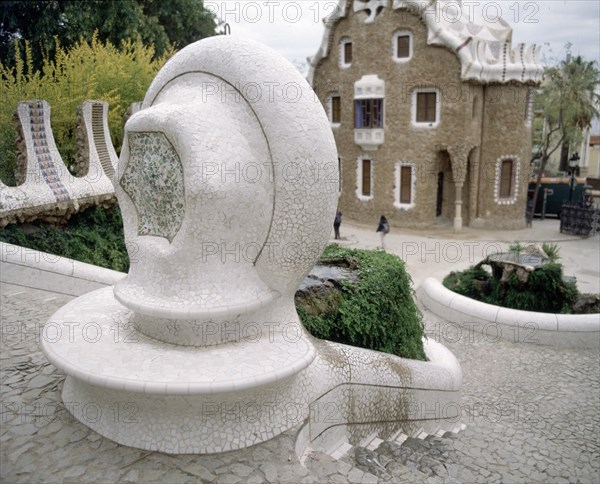 GAUDI ANTONI 1852-1926
PARTE POSTERIOR DEL MEDALLON CERAMICO - 1900/1914
BARCELONA, PARQUE GÜELL
BARCELONA

This image is not downloadable. Contact us for the high res.