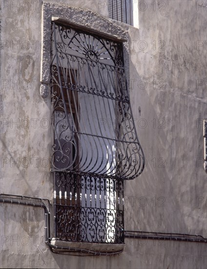 VENTANA CON REJA LABRADA
CALLOSA DE ENSARRIA, EXTERIOR
ALICANTE