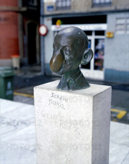 PLAZA DEL HUMOR - BUSTO DE WENCESLAO FERNANDEZ FLOREZ- ESCRITOR Y PERIODISTA ESPAÑOL- 1886/1964
CORUÑA, EXTERIOR
CORUÑA

This image is not downloadable. Contact us for the high res.
