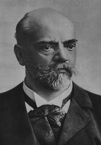 ANTONI DVORAK 1841/1906-COMPOSITOR CHECO
MADRID, INSTITUTO COOPERACION IBEROAME
MADRID

This image is not downloadable. Contact us for the high res.