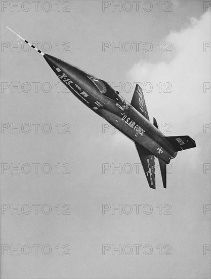 WHITTLE FRANCK 1907/1996
PRIMER AVION CON TURBORREACTOR - 1941
Grabados sin documentar