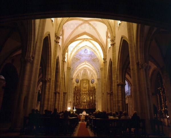 INTERIOR - CATEDRAL GOTICA CONSTRUIDA EN EL S XIV RECONSTRUIDA DESPUES DEL INCENDIO DE 1941
SANTANDER, CATEDRAL
CANTABRIA

This image is not downloadable. Contact us for the high res.