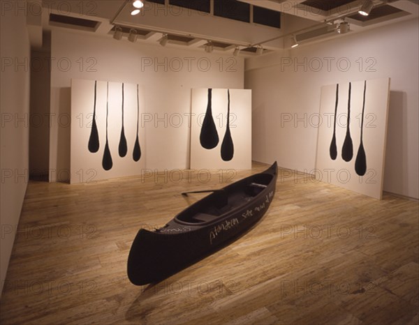 GOMEZ SUSY 1964/
LAGRIMAS I, II Y III Y ATARDECER SOBRE MESAS AL REVES - 2001
MADRID, GALERIA SOLEDAD LORENZO
MADRID