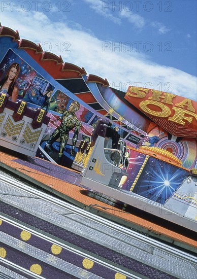 USLE JUAN 1954-
HERO (AMBERES) - 2002 - CIBACHROME EJ 1/4 - 187,5x125
MADRID, GALERIA SOLEDAD LORENZO
MADRID