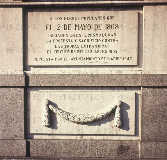 PLACA CONMEMORATIVA A LOS HEROES DE LA REVUELTA DEL 2 DE MAYO DE 1808 - S XX
MADRID, EXTERIOR
MADRID

This image is not downloadable. Contact us for the high res.