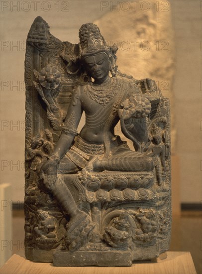 BODISATUA KHASARPANA LOKESVARA-BUDA DE LA COMPASION-INDIA-BENGALA-PERIODO PALA S XI-XII-BUDISTA
FORT WORTH-TEXAS, MUSEO KIMBELL
EEUU