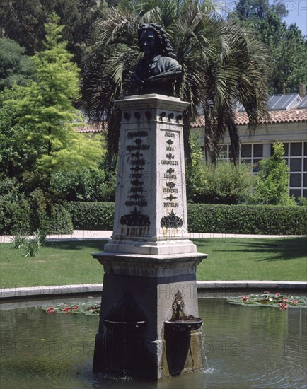 BUSTO DE CARL VON LINNEO (1255/1309) - NATURALISTA SUECO
MADRID, JARDIN BOTANICO
MADRID