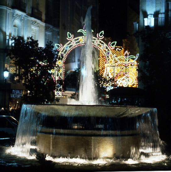FUENTE
MADRID, PUERTA DEL SOL
MADRID

This image is not downloadable. Contact us for the high res.