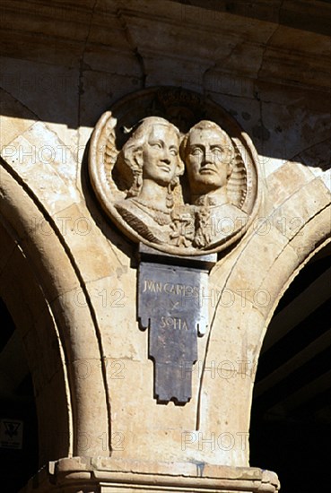 Sculpted medallion of Juan Carlos and Sophia