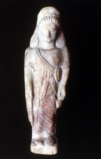 KORE PORTANDO UN VASO RITUAL PROCEDENTE DE LA NECROPOLIS DEL PUIG DES MOLINS (IBIZA)
IBIZA, MUSEO ARQUEOLOGICO
IBIZA

This image is not downloadable. Contact us for the high res.