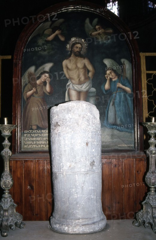 La colonne où  fut attaché le Christ, chapelle arménienne en l'église du Saint Sépulcre, Jérusalem