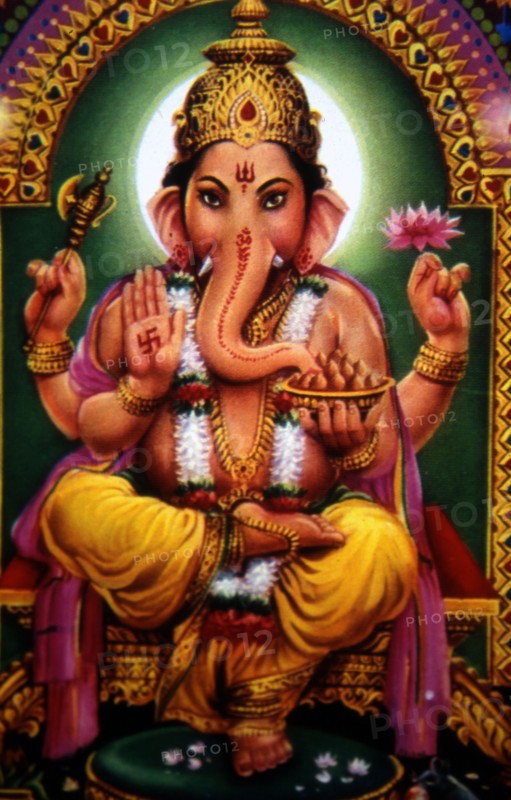 Dans la mythologie indoue, le dieu Ganesh à tête d'éléphant représente la force et la mondanité