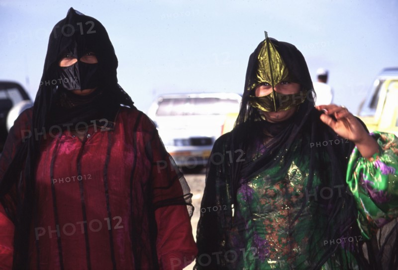 Bedouin women in the Sultanate of Oman, Arabic peninsula