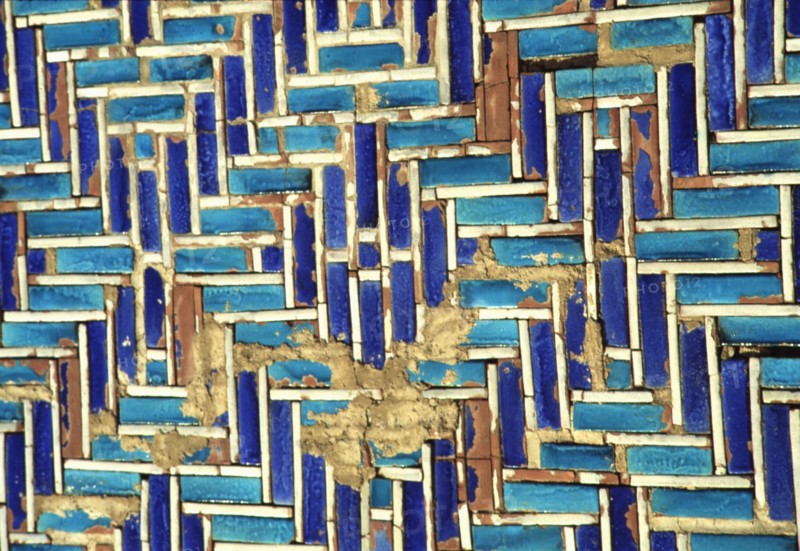 Tuiles en céramique à la mosquée Khuda Abad, à Dadu au Pakistan