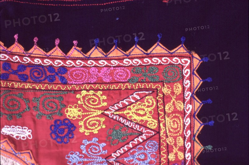 Costume palestinien, Detail of Gaza dress