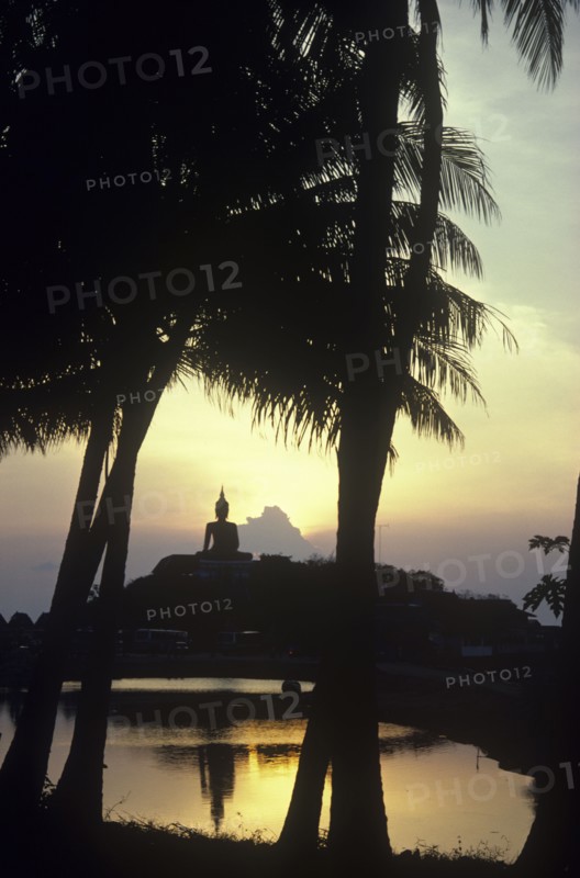 Giant statue of the Buddha on Koh Samui island in the Gulf of Siam