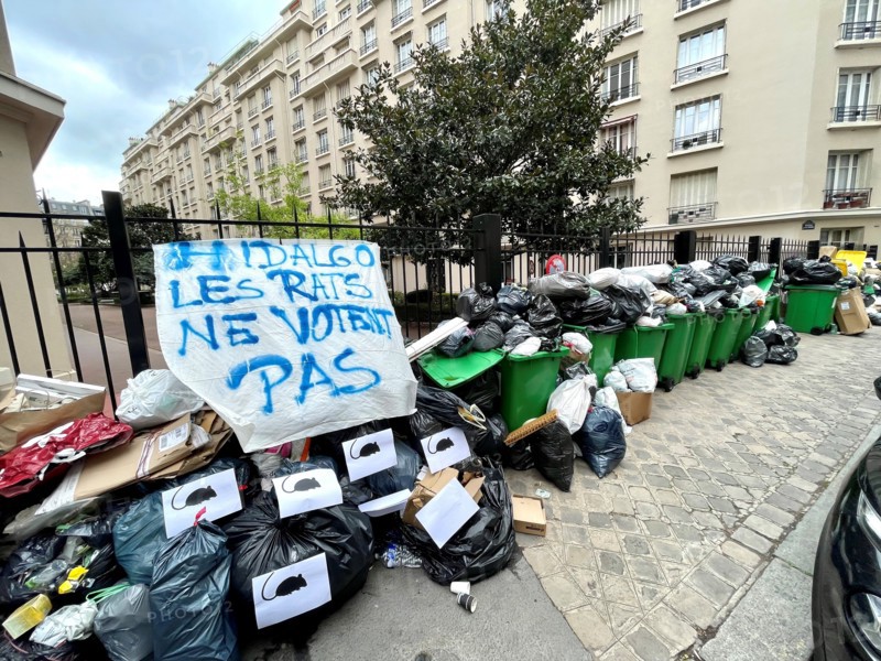 Poubelles à Paris (mars 2023)