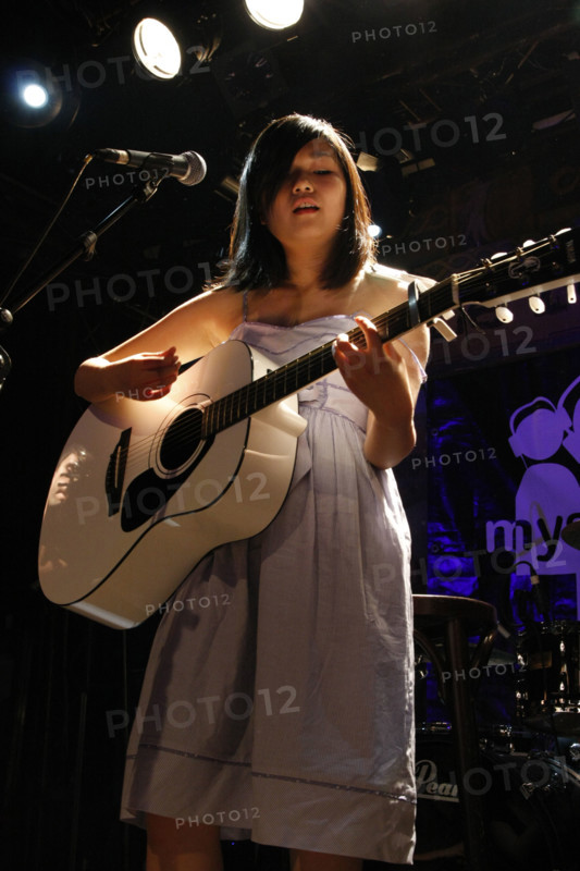 Little, 2008