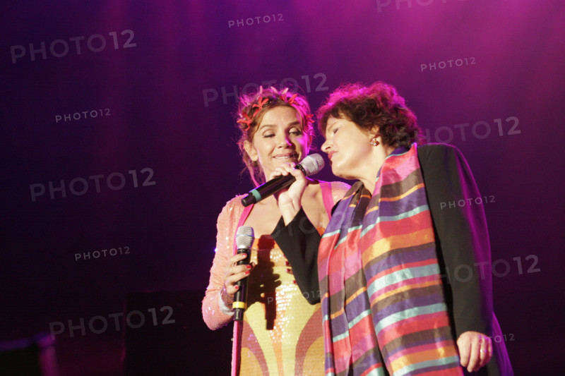 Victoria Abril and Maurane, 2006