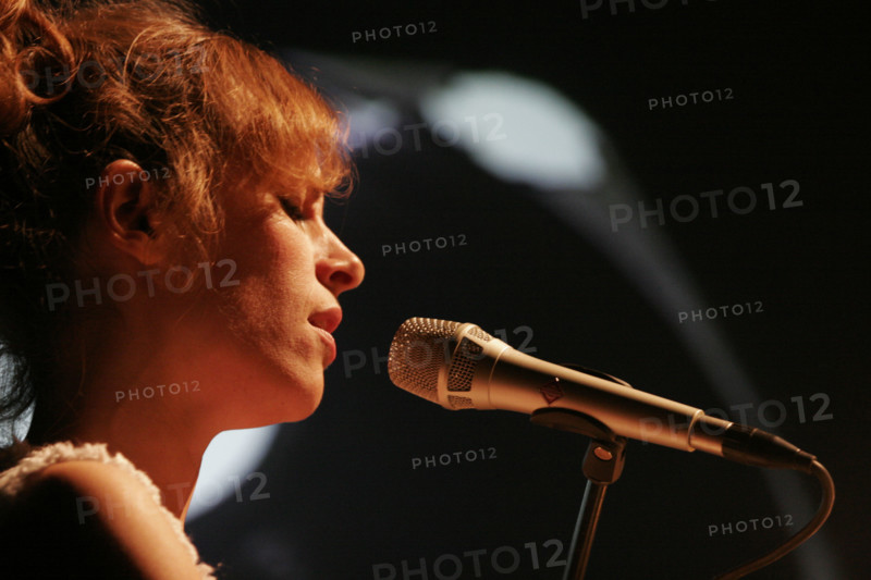 Emily Loizeau, 2006