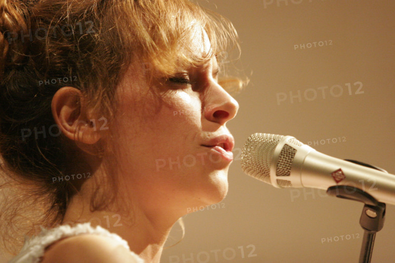 Emily Loizeau, 2006