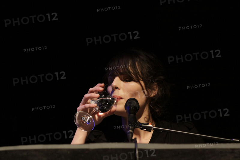 Loane, 2008