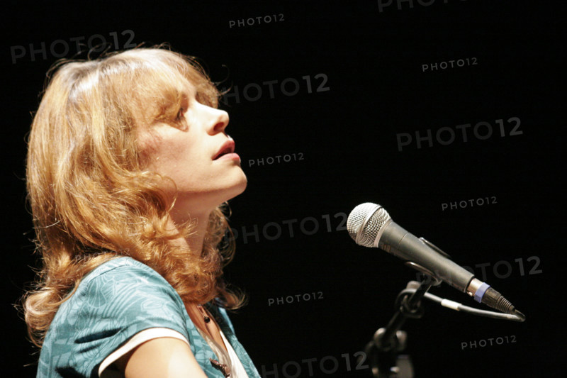 Emily Loizeau, 2006