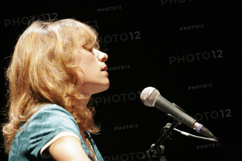 Emily Loizeau, 2006