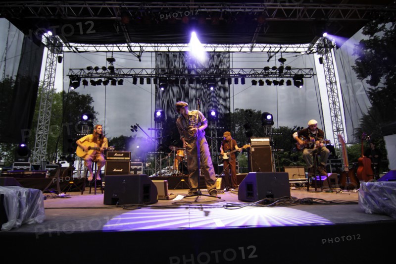 Cotton Belly's, 2009