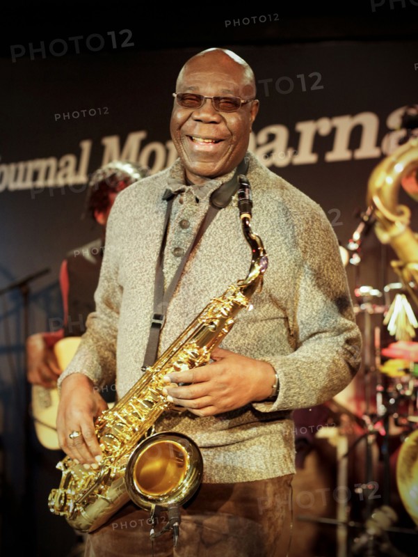 Manu Dibango en répétition, 2011