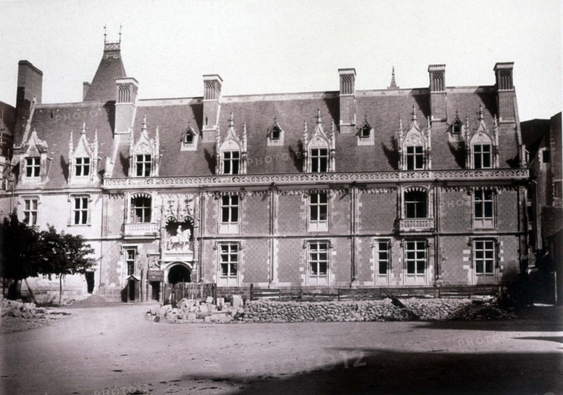 Baldus, Blois castle, Louis XII aisle