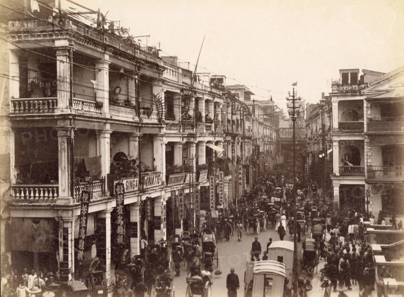 Rue animée à Hong-Kong (Chine)