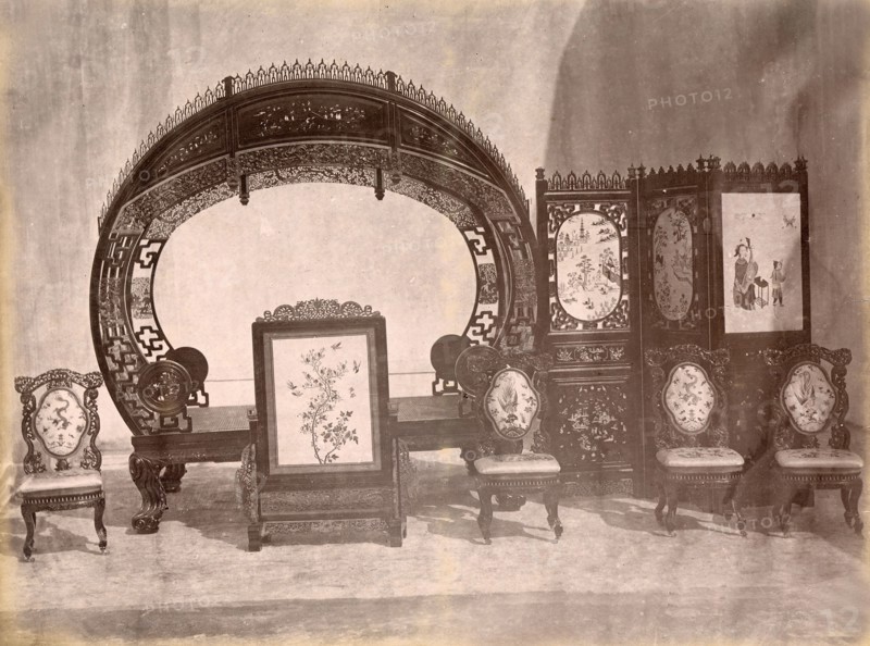 Chinese interior and furniture