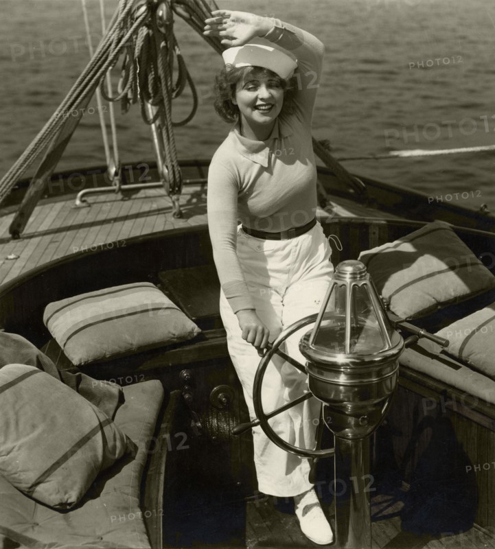 Clara Bow (1930)