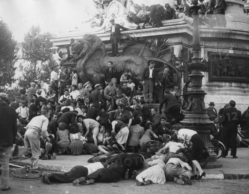 The Place de la République in Paris, on the last day of the Paris uprising (August 1944)