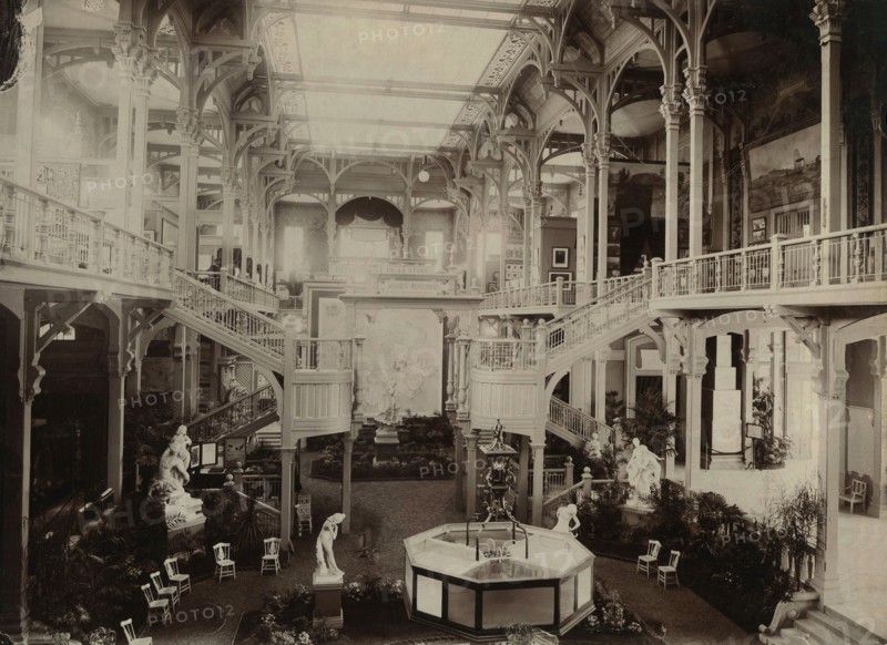 Paris. 1900 World Exhibition. Indoor view of the Pavillon de la Ville de Paris.