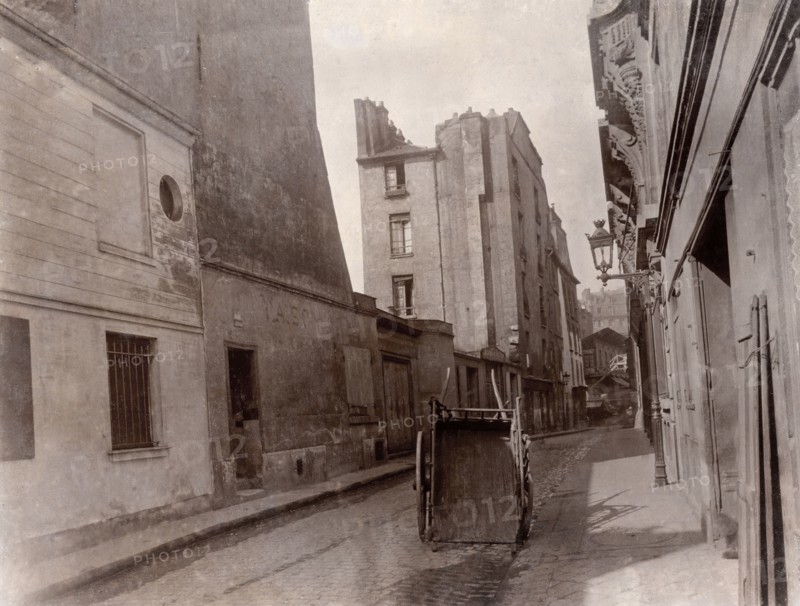 Atget, Hand-cart rue de l'Epée de bois in Paris