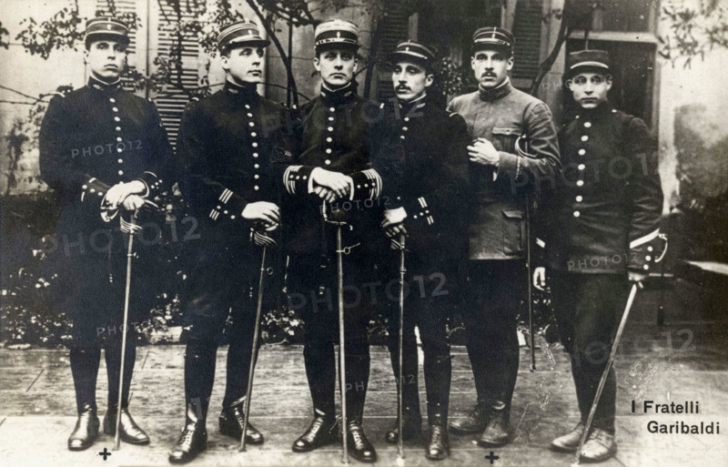 Les frères Garibaldi.