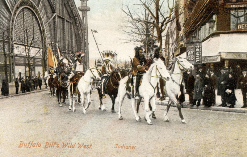 Parade of the Buffalo Bill's Wild West troupe in Paris