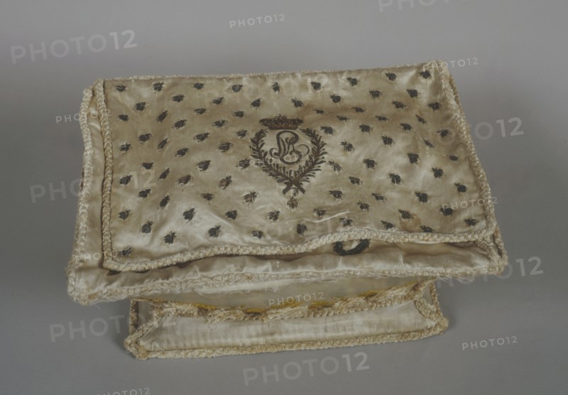 Empress Marie-Louise's finery basket, which she used when she woke up
Vers 1810