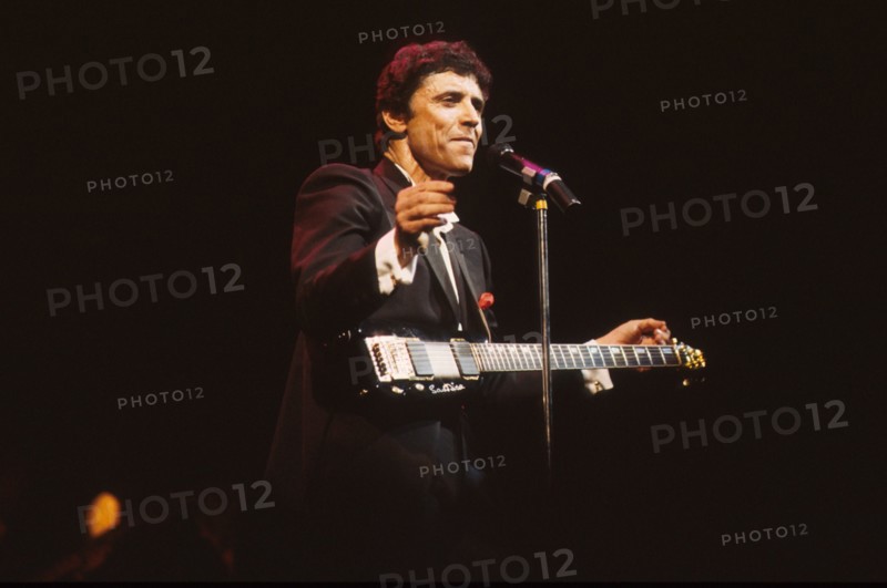 Sacha Distel