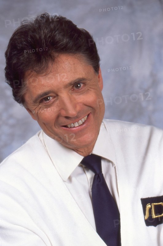 Sacha Distel