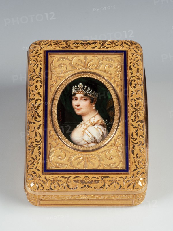Boîte de présent. Portrait de Joséphine